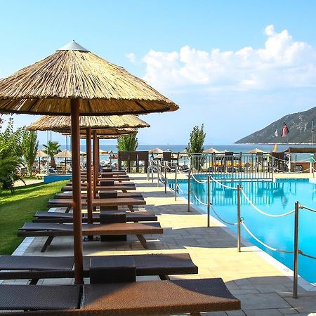 Surf Hotel 瓦西利基 外观 照片