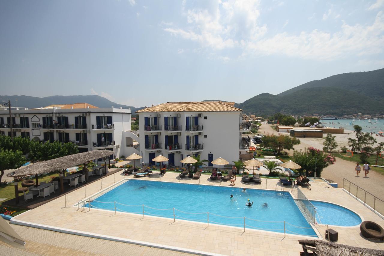 Surf Hotel 瓦西利基 外观 照片