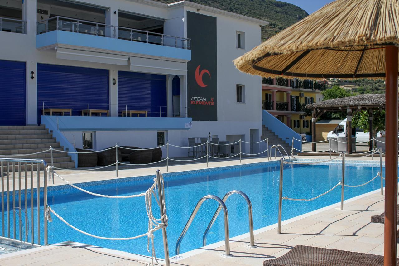 Surf Hotel 瓦西利基 外观 照片