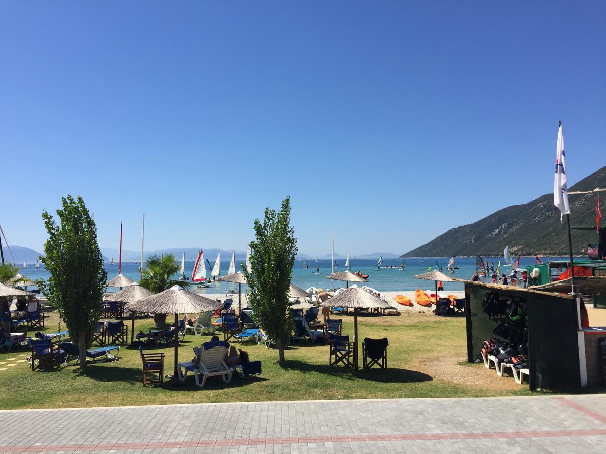 Surf Hotel 瓦西利基 外观 照片